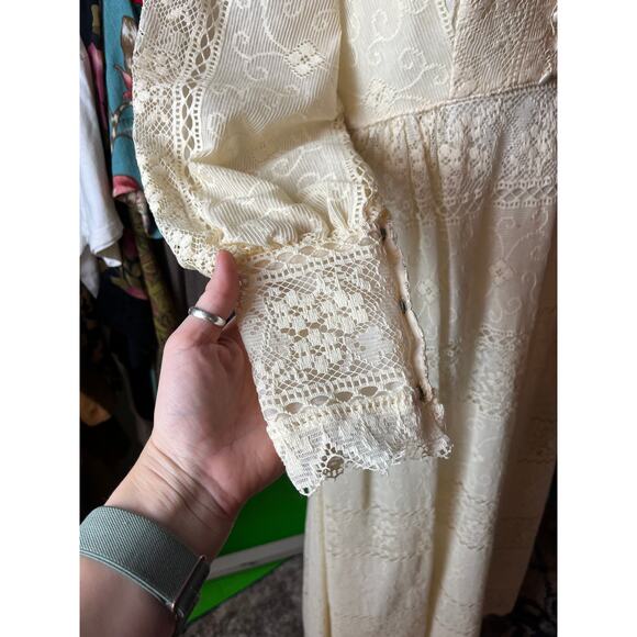 Vintage c. 1970 Emma Domb Boho Mod Prairie Victorian Lace Wedding Dress Davids - Picture 10 of 14